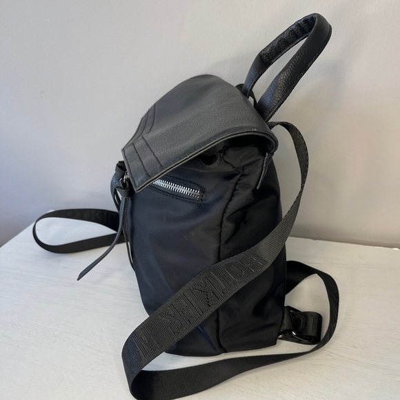 BOTIKER Mini Trigger Backpack Black - Picture 10 of 15